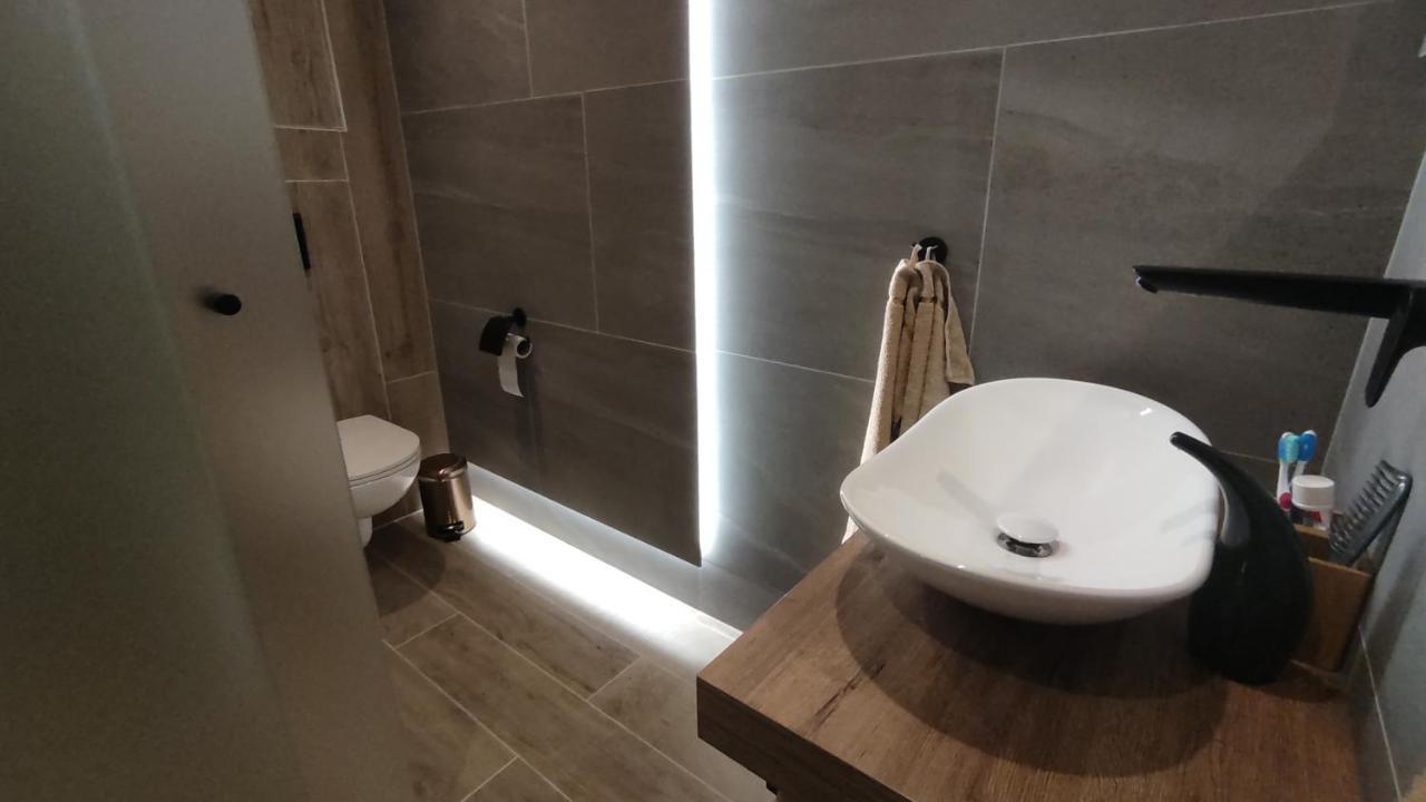 Apartman S Vyhladom Na Stity Ovruc 312 Štrbské Pleso Exteriör bild