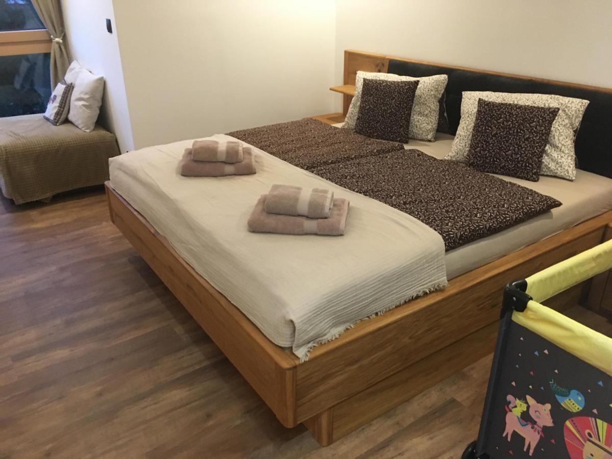 Apartman S Vyhladom Na Stity Ovruc 312 Štrbské Pleso Exteriör bild
